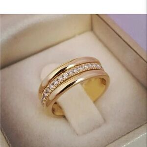 Elegant Gold Band with Crystals